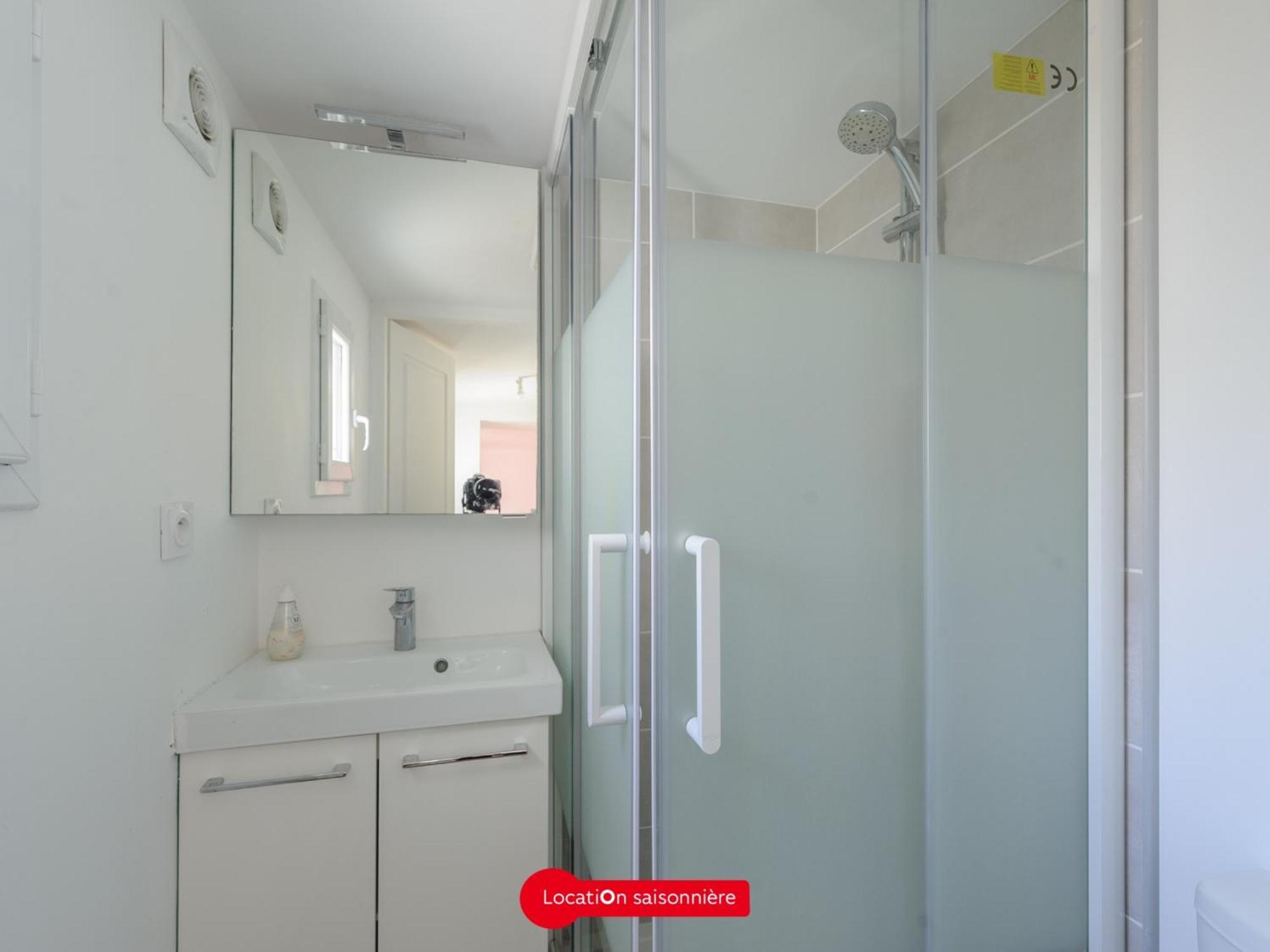 Appartement T2 A 50M De La Plage Avec Cour, Wifi Et Equipements Bebe - 4 Pers, Chatelaillon-Plage - Fr-1-535-17 Εξωτερικό φωτογραφία