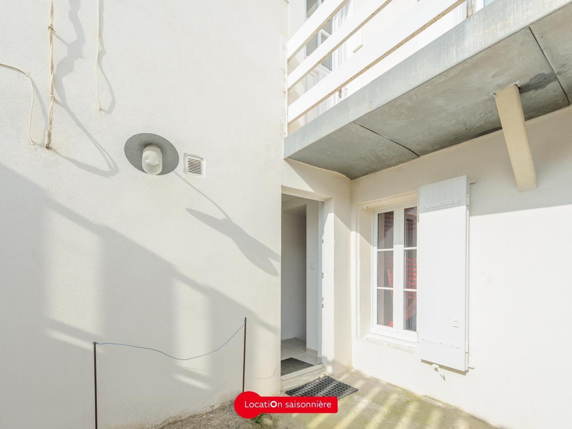 Appartement T2 A 50M De La Plage Avec Cour, Wifi Et Equipements Bebe - 4 Pers, Chatelaillon-Plage - Fr-1-535-17 Εξωτερικό φωτογραφία